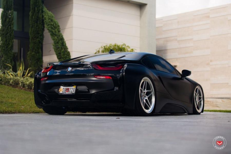  BMW i8 on Vossen Wheels (LC-104) 2016 года  (фото 34 из 39)